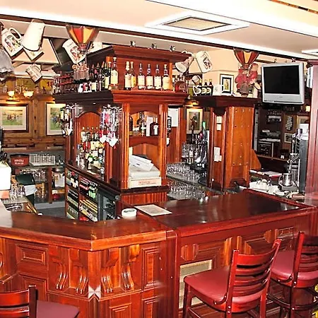 Mcsweeney Arms 3*