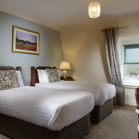 Mcsweeney Arms Hotel Killarney