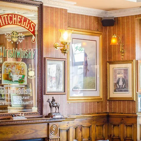 Mcsweeney Arms Hotel