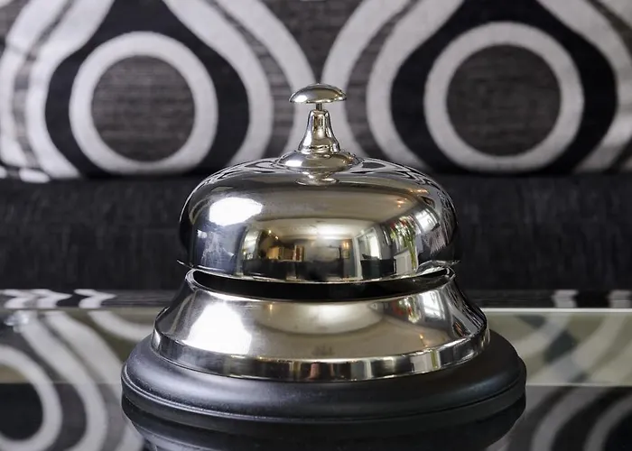 Mcsweeney Arms Szálloda